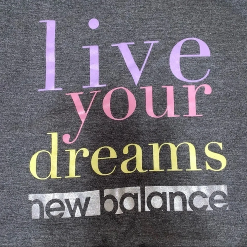 New Balance 2pc set cropped‎ leggings & sporty knotted t-shirt